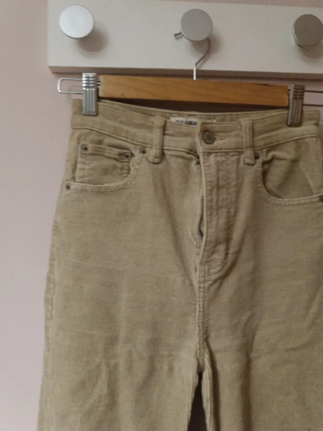 Pantalón pana Pull&Bear beige