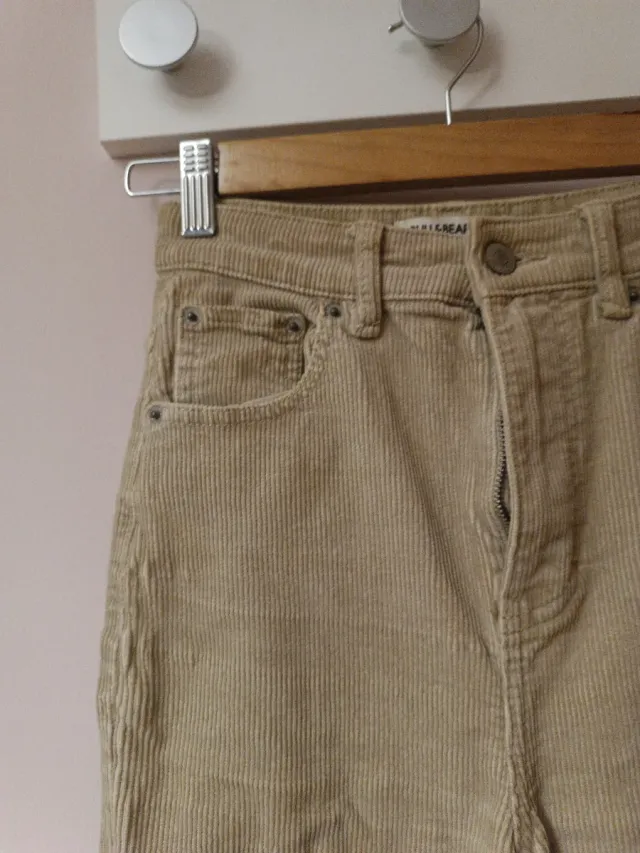 Pantalón pana Pull&Bear beige