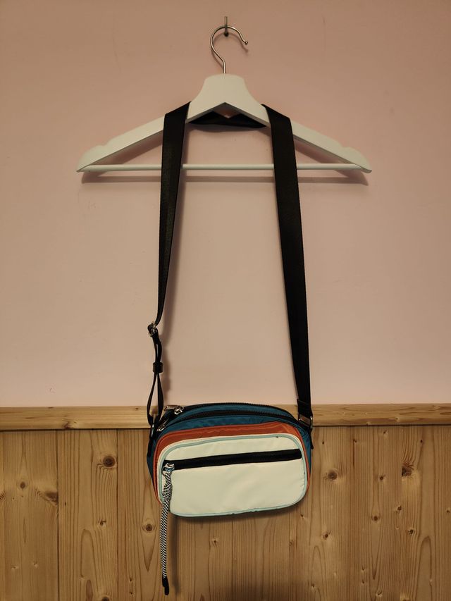 Bolso Parfois de colores🌷