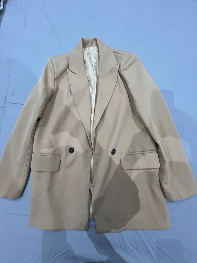 Chaqueta americana beige