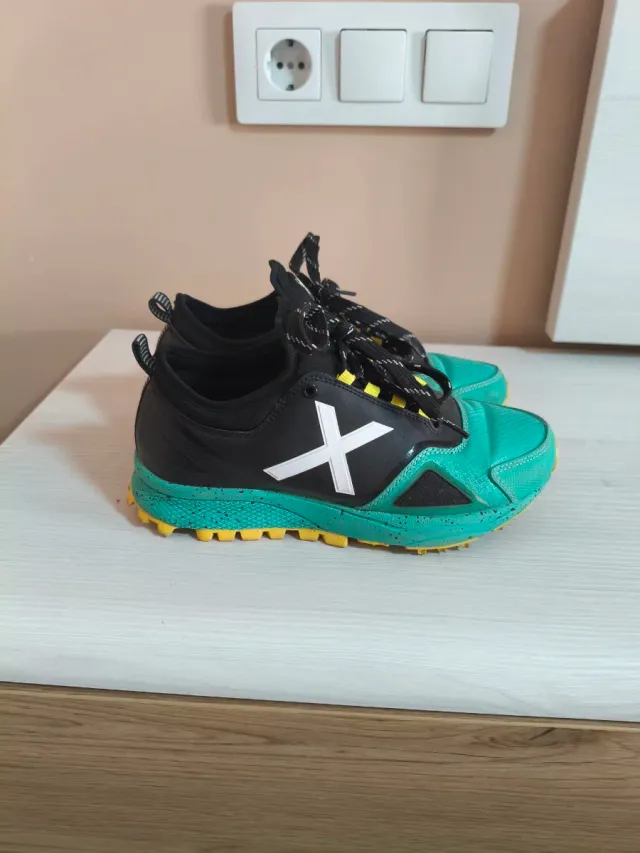 Zapatillas Munich Turquesa y Amarillas