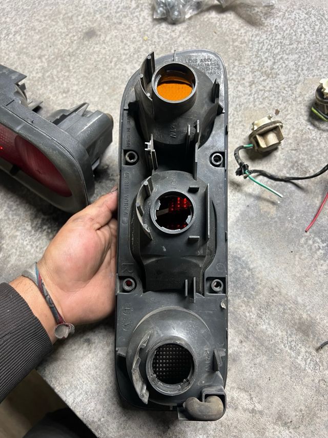 Pilotos Traseros Nissan Terrano