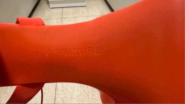 Tacones rojos plataforma