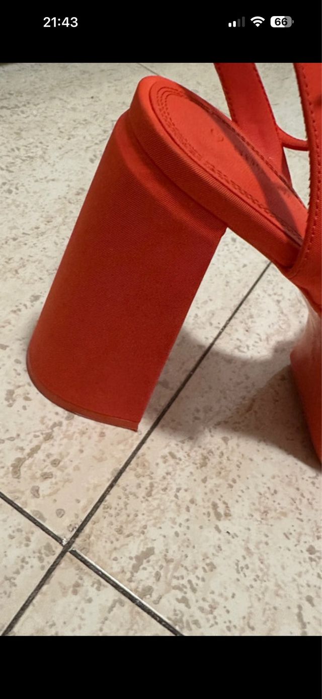 Tacones rojos plataforma