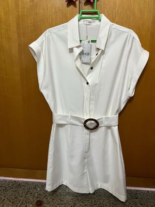 Mono blanco Mango con cinturón