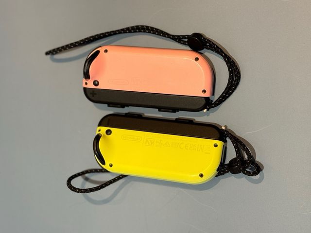 Joy-Con Nintendo Switch Amarillo y Rosa