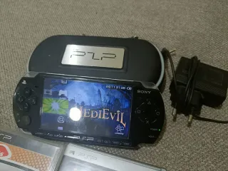 Console Sony PSP 2004 + 4 Giochi