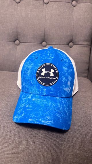 Gorra Under Armour Golf Azul y Blanca