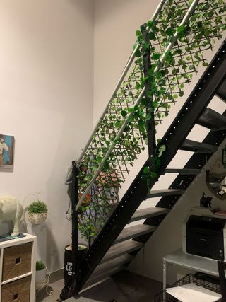 Escalera metálica industrial