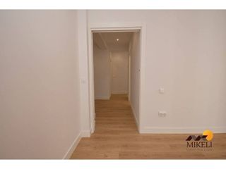 Piso en alquiler en Puerto Chico en Santander