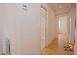 Piso en alquiler en Puerto Chico en Santander