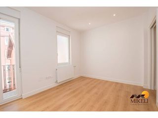 Piso en alquiler en Puerto Chico en Santander