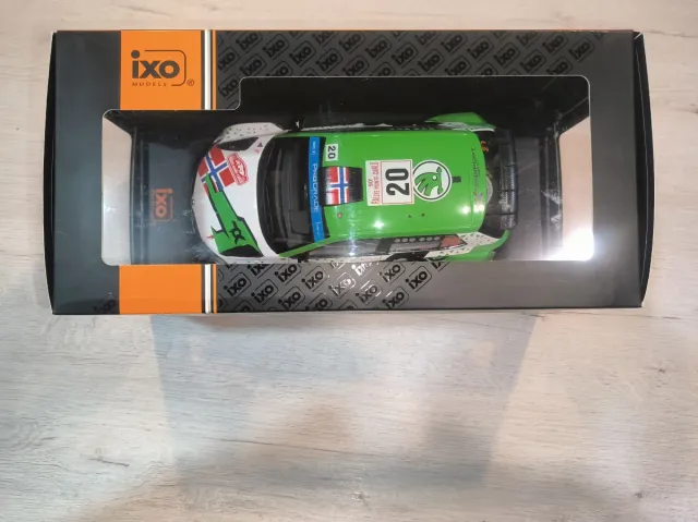 Skoda Fabia Rally2 EVO - IXO 1:18
