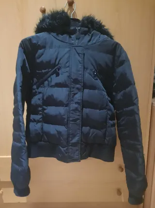 Chaquetón negro del Zara