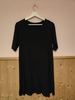 Vestido negro recto 🌷