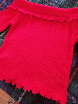 Jersey rojo cuello barco manga francesa