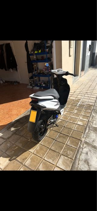 Yamaha Jog RR 50cc Blanca