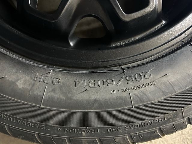 Llantas 14 con Neumáticos