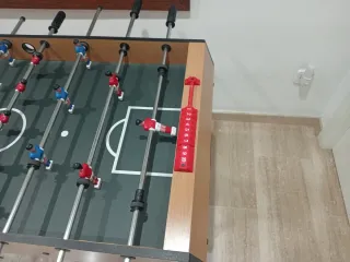 Futbolín de madera