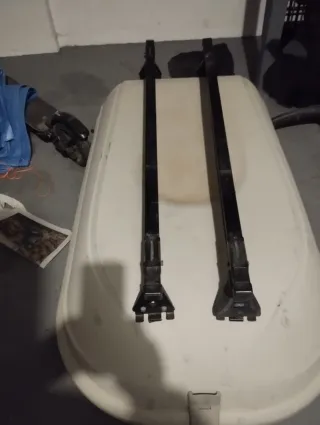 Cofre y Baca de coche universal.