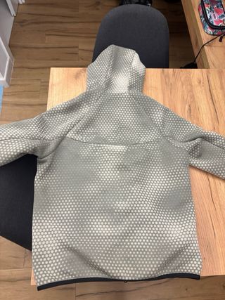 Nike Tech Gris y Blanco