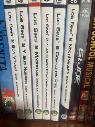 juego Sims pc varios. preguntar