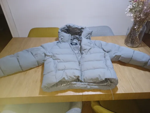 Anorak Pull&Bear plumífero gris Talla S