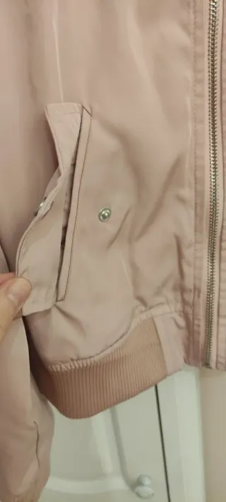 Bomber rosa palo Bershka
