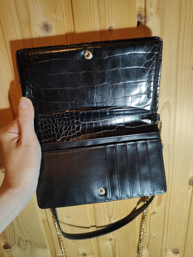 Bolso de charol negro de Asos🌷