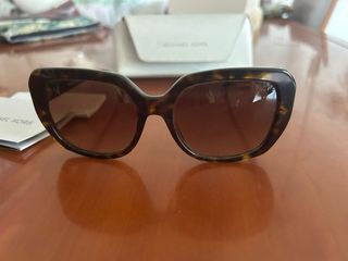 Gafas de sol Michael Kors Tortoise