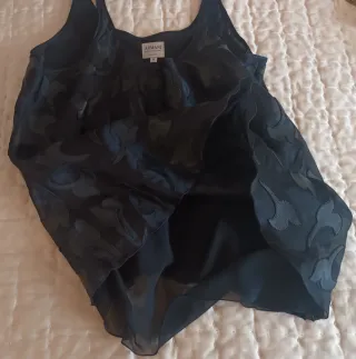 Top Armani Collezioni Negro sin Mangas