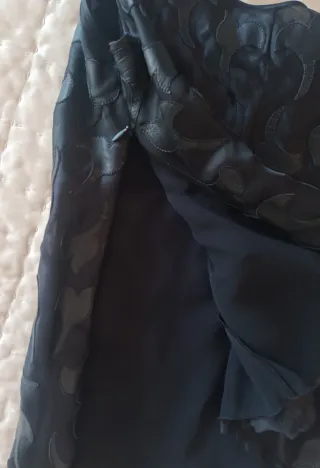 Top Armani Collezioni Negro sin Mangas