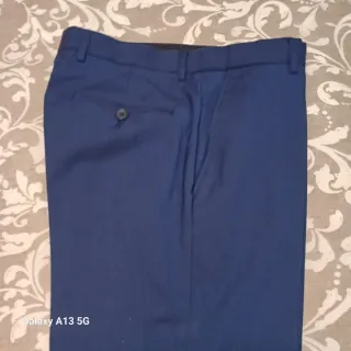 Traje azul hombre