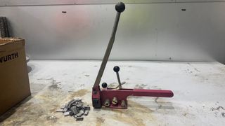 Flejadora manual para fleje plástico ancho. 16mm