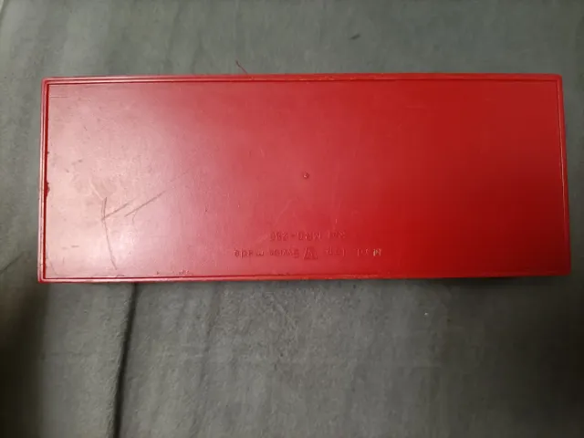 Caja de reloj Omega roja