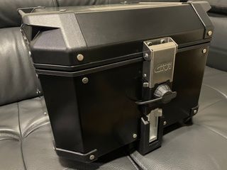 Baúl Givi para Triumph