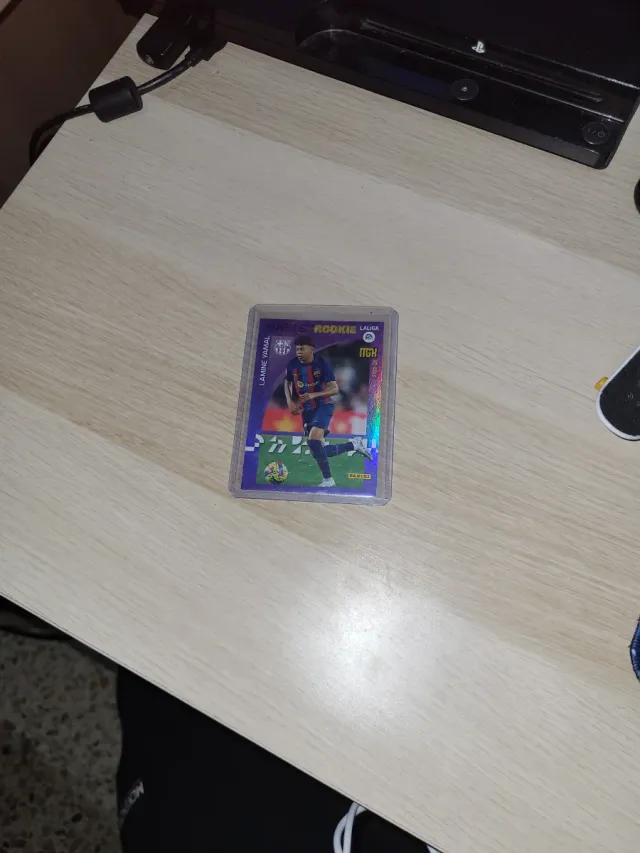 Carta Lamine Yamal Rookie MGK 23-24