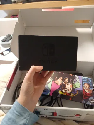 Nintendo Switch + Funda Protectora+ protector dock