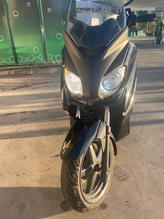 Yamaha Xmax 125cc