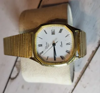 Reloj Domi Quartz Dorado Elegante
