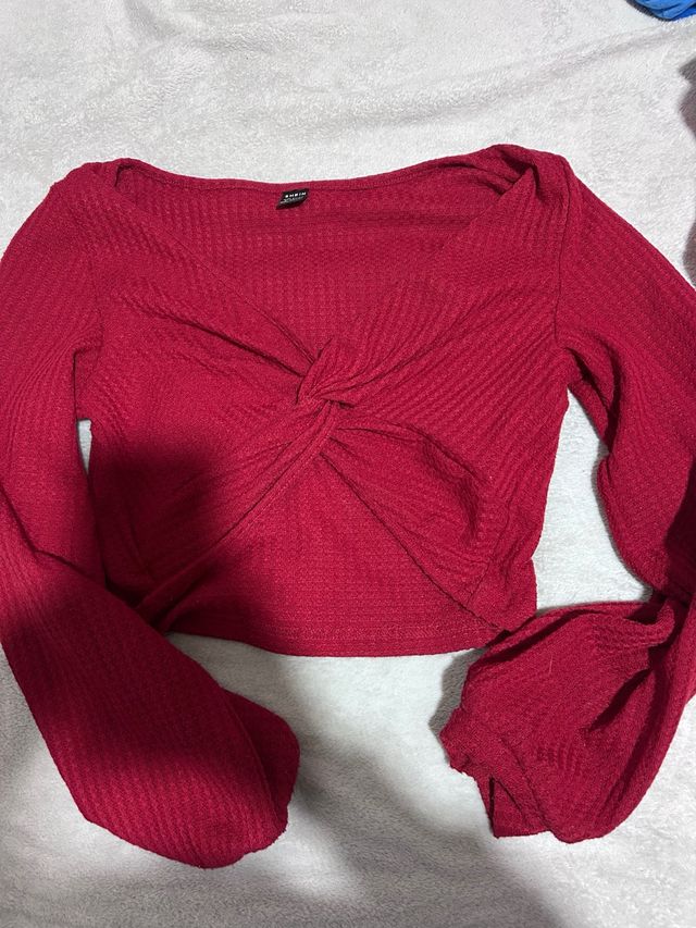 Top SHEIN rojo manga larga talla única
