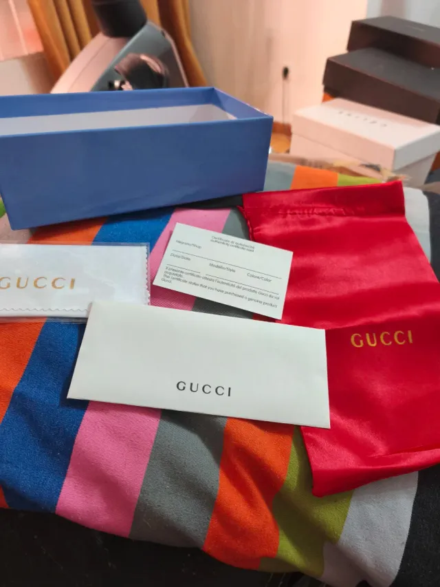 Gafas de Sol Gucci Negras y Azules