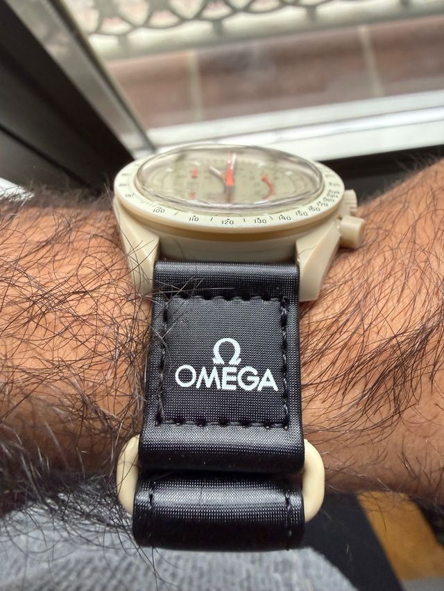 Omega Speedmaster 'Moonwatch' Beige