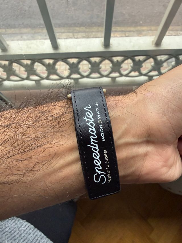 Omega Speedmaster 'Moonwatch' Beige