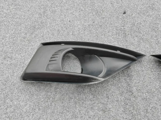 Rejillas de antinieblas citroen c4 Picasso 2008