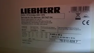 Nevera Liebherr expositora