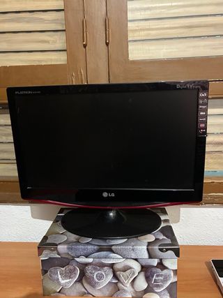 Monitor LG Flatron M227WD
