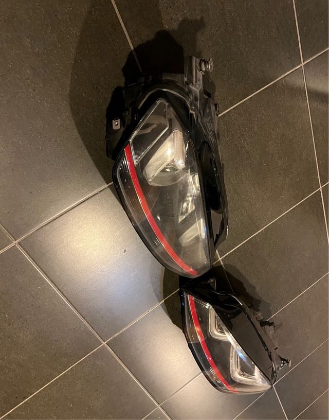 Pareja Faros VW Golf 7 GTI OEM 5G1941751-752 A