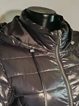 Piumino Only nero con cappuccio