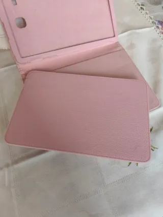 Capa com Teclado Samsung Galaxy Tab E Rosa
